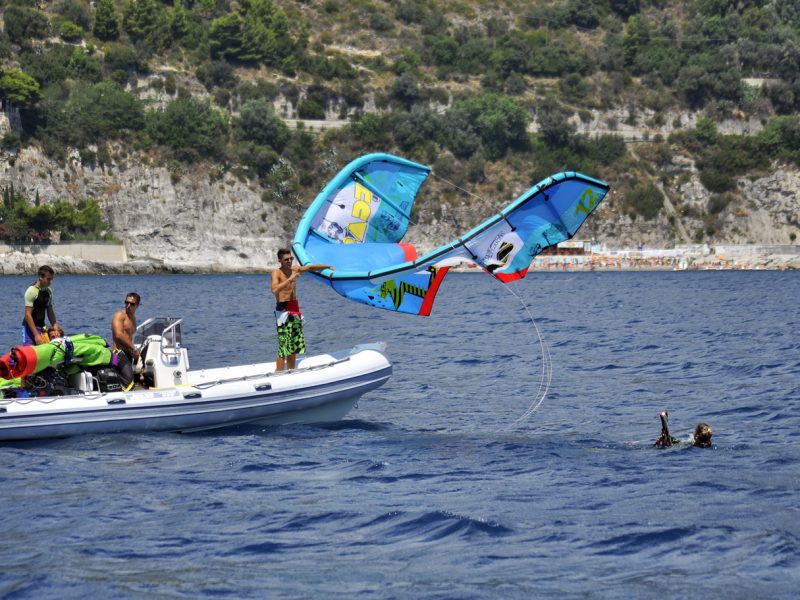 gommone in acqua